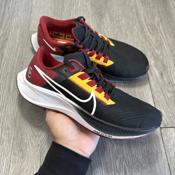 Men Nike Air Zoom Pegasus 38 USC Trojans Running Shoe Sneaker DJ0861 Sz 7 W 8.5 - Picture 1 of 9